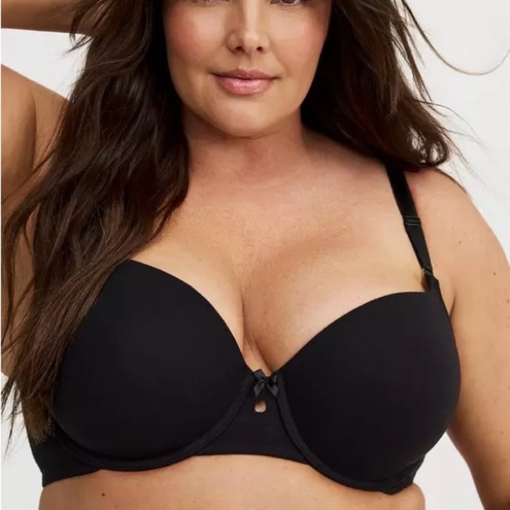 Torrid Perfect Cotton T-Shirt Black Bra 46D
